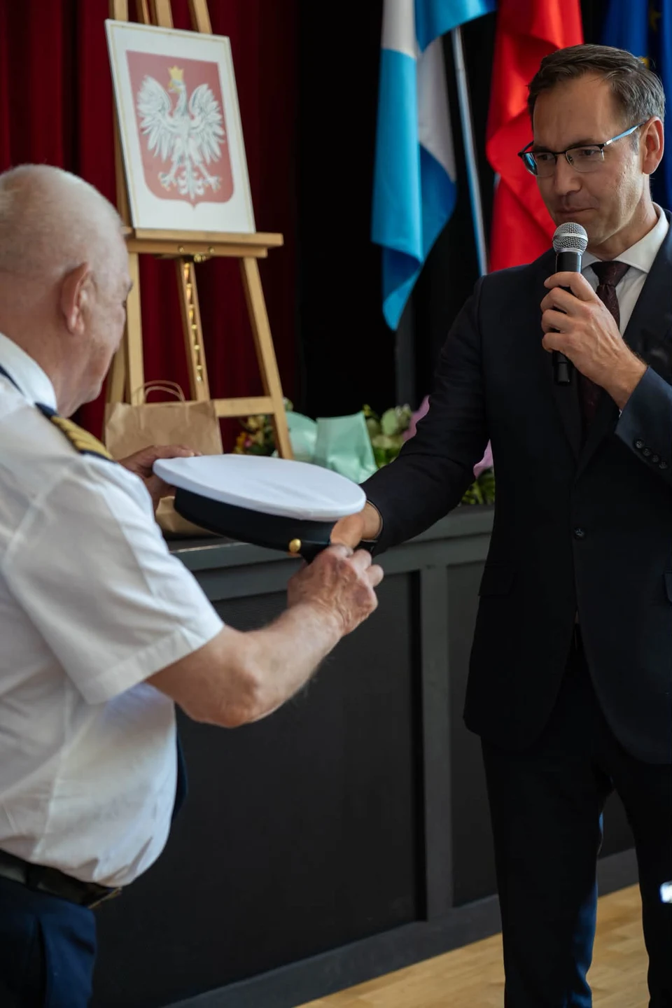 Burmistrz Pasymia z absolutorium i wotum zaufania w jubileuszowej sesji — zdjęcie 12