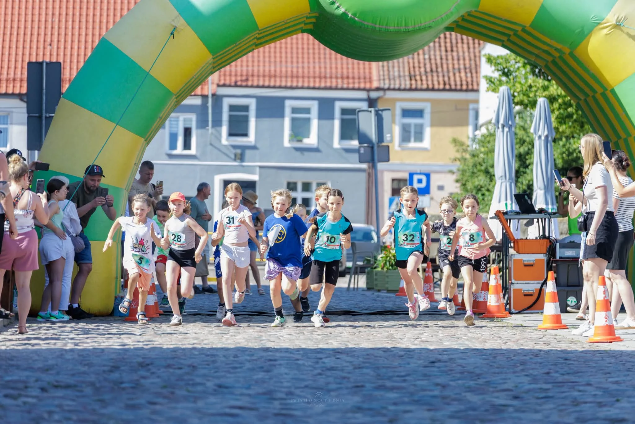 Bieg Czterech Wież 2026: upał nie zatrzymał biegaczy — zdjęcie 11