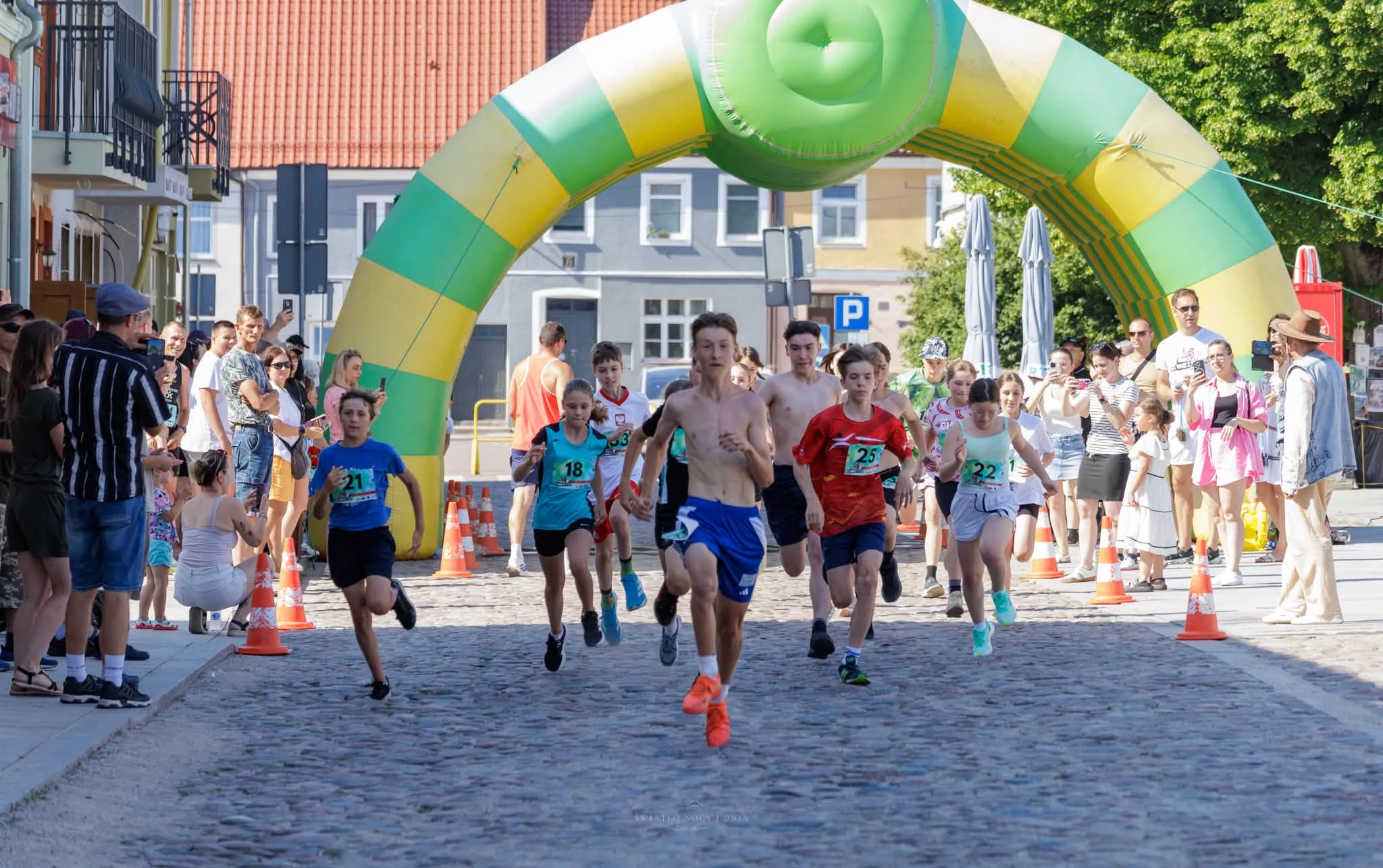 Bieg Czterech Wież 2026: upał nie zatrzymał biegaczy — zdjęcie 19
